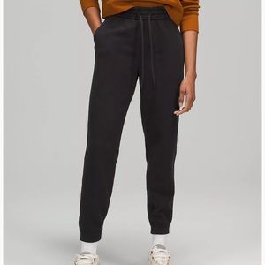 LuluLemon Loungeful high-rise jogger full length